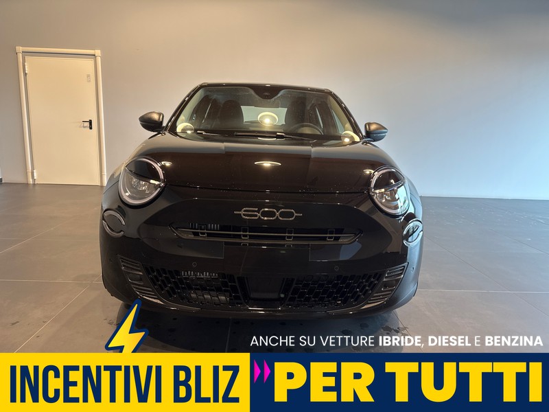 Fiat 600 1.2 hybrid 110cv auto