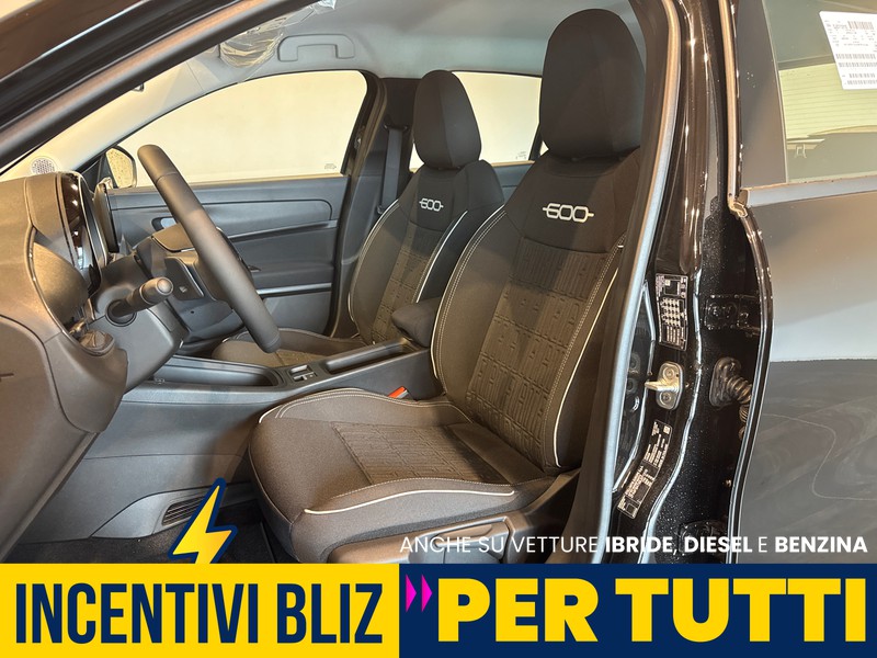 Fiat 600 1.2 hybrid 110cv auto