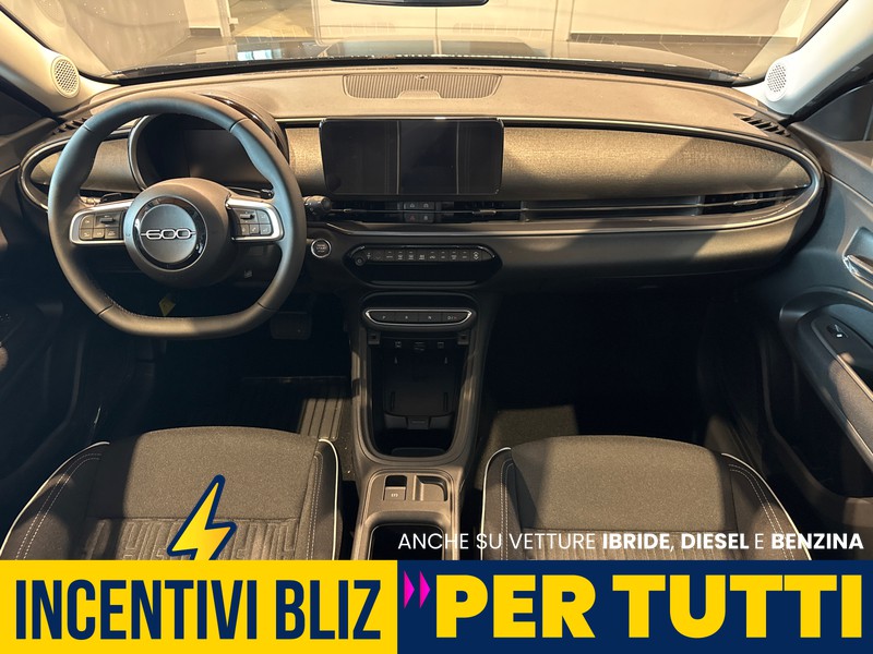 Fiat 600 1.2 hybrid 110cv auto