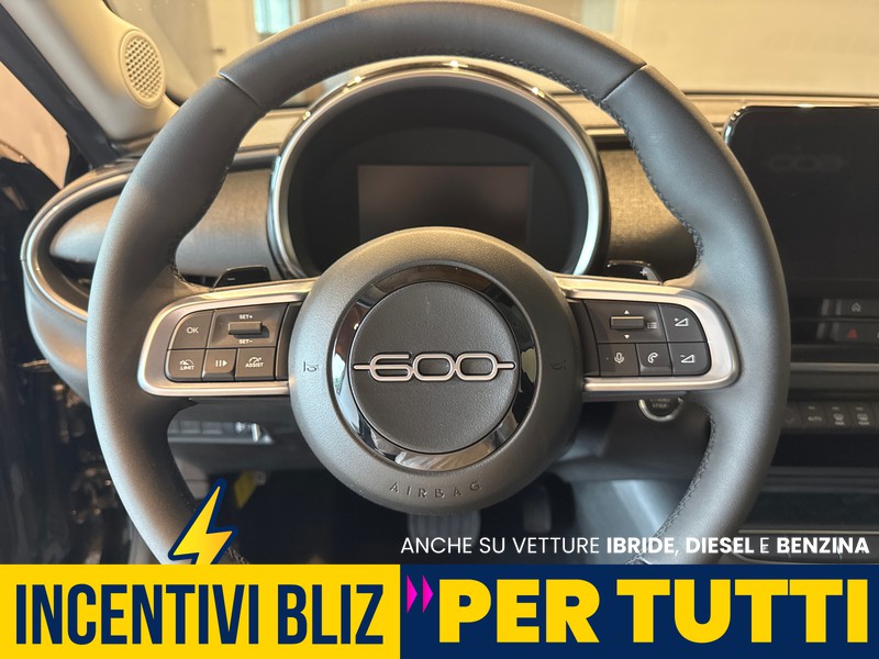 Fiat 600 1.2 hybrid 110cv auto