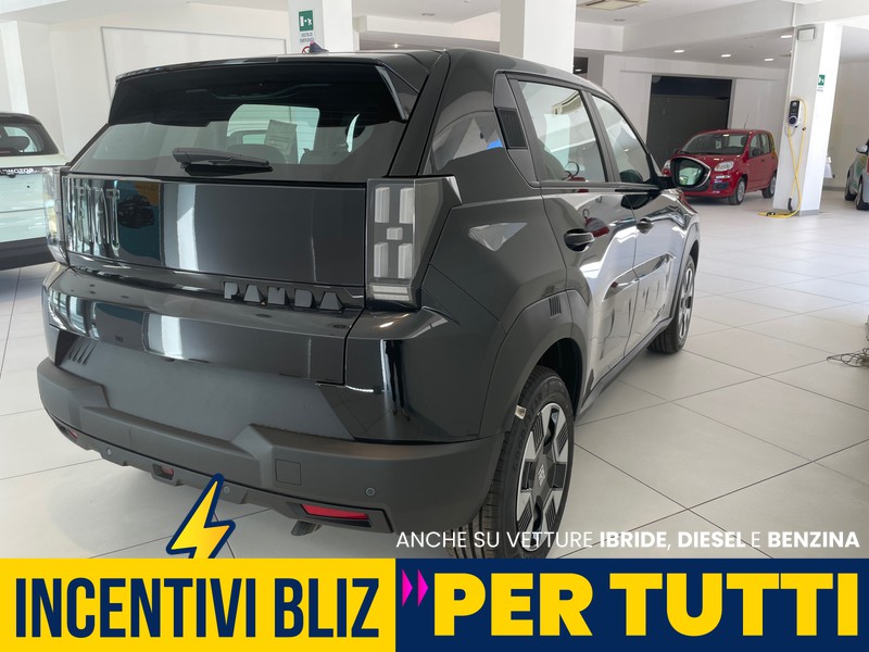 Fiat Grande Panda ICON 1.2 Hybrid 100CV