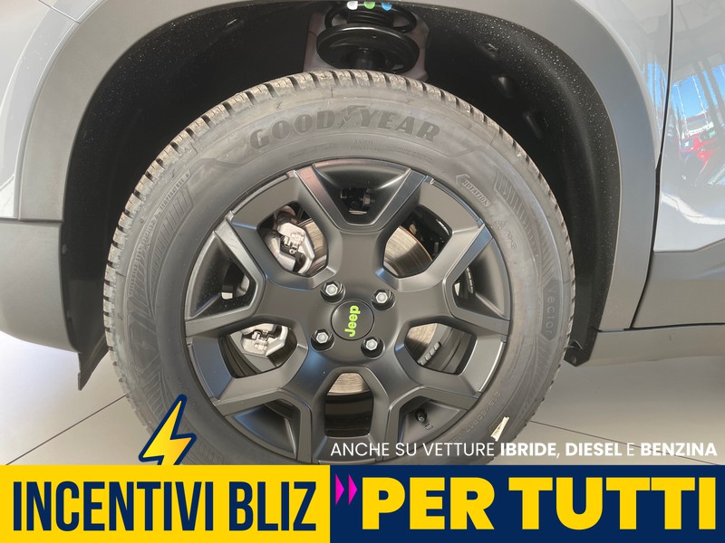 Jeep Avenger 1.2 turbo e-hybrid mhev upland 4xe 145cv edct6