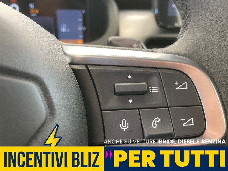 Jeep Avenger 1.2 turbo e-hybrid mhev upland 4xe 145cv edct6