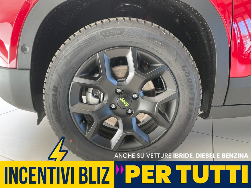 Jeep Avenger 1.2 turbo e-hybrid mhev overland 4xe 145cv edct6