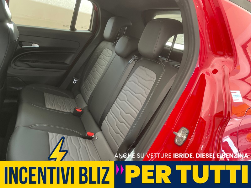 Jeep Avenger 1.2 turbo e-hybrid mhev overland 4xe 145cv edct6