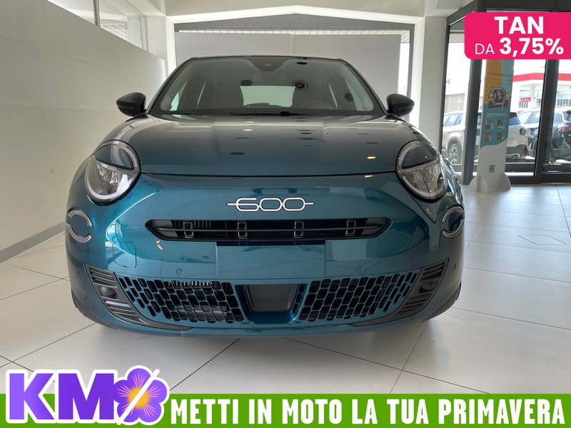 Fiat 600 1.2 hybrid 136cv auto