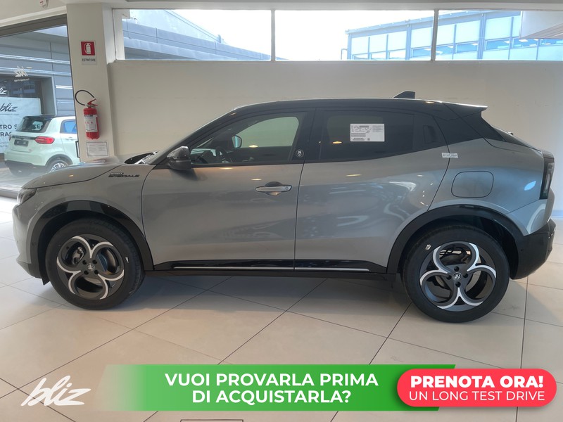 Alfa romeo Junior 1.2 ibrida milano cortina 2026 145cv edct6