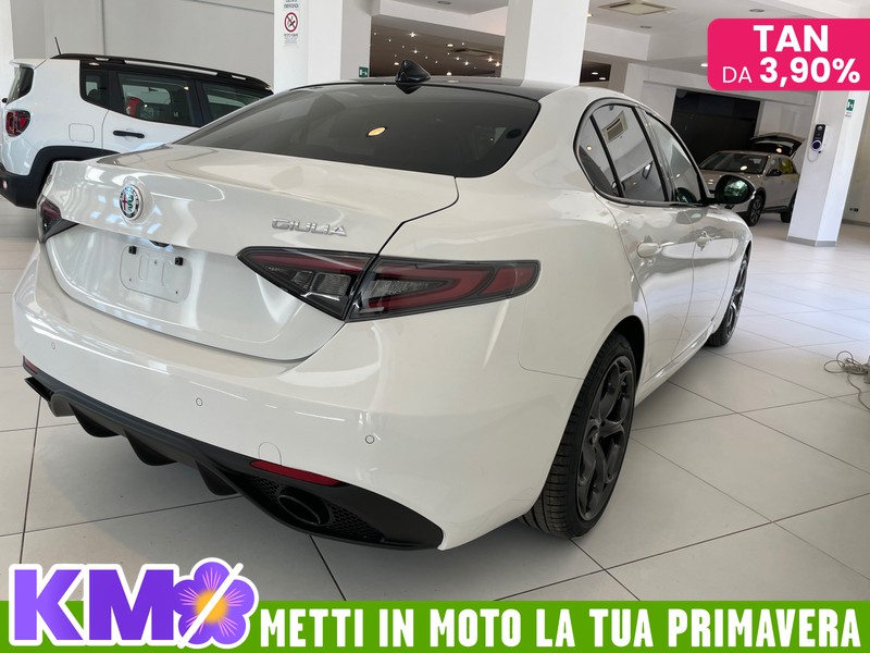 Alfa romeo Giulia 2.2 t tributo italiano q4 210cv auto