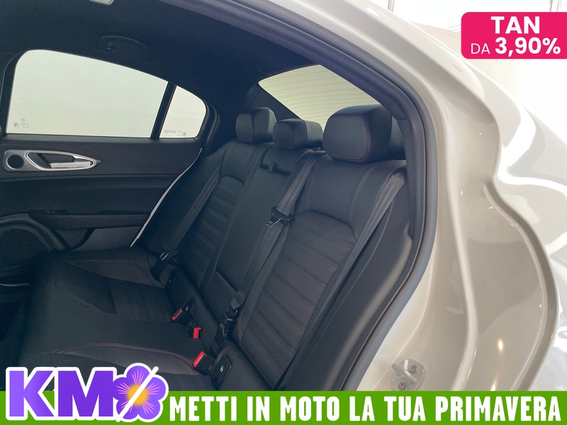 Alfa romeo Giulia 2.2 t tributo italiano q4 210cv auto