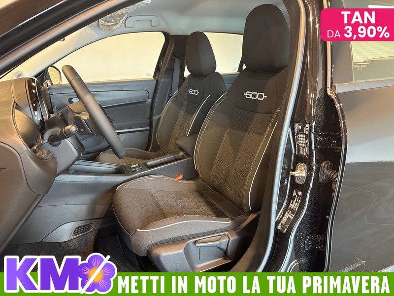 Fiat 600 1.2 hybrid 110cv auto