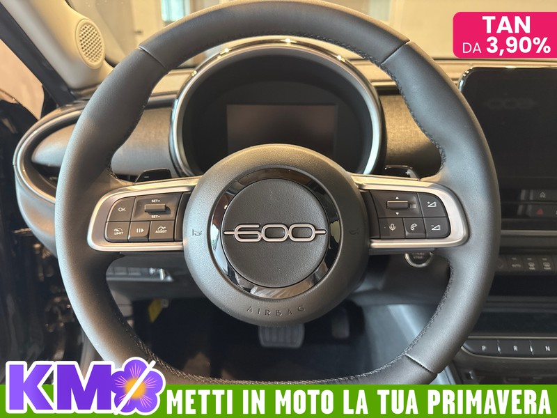 Fiat 600 1.2 hybrid 110cv auto