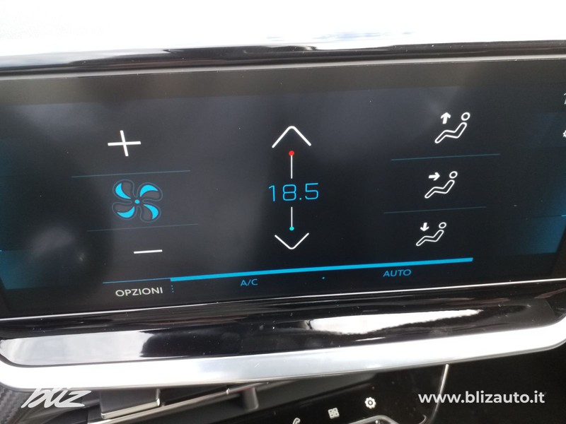 Peugeot 208 1.2 puretech allure navi pack s&s 100cv my20