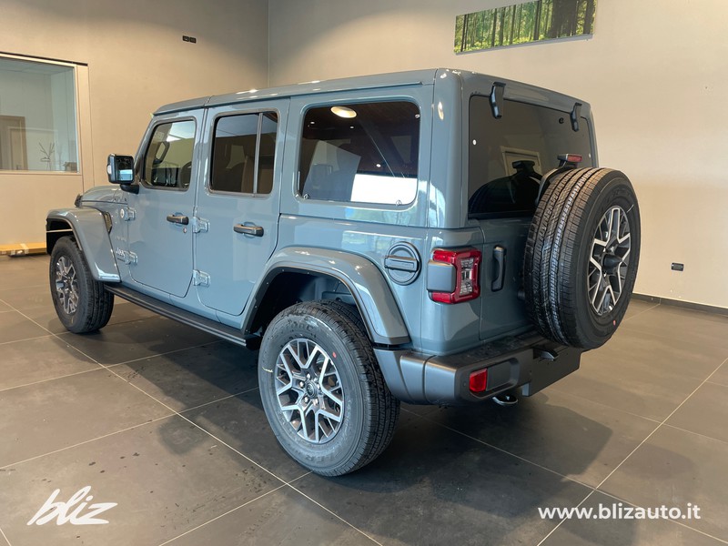 Jeep Wrangler unlimited 2.0 turbo sahara auto