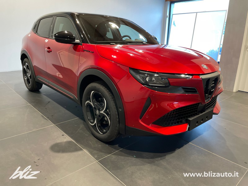Alfa romeo Junior 1.2 ibrida speciale 145cv edct6