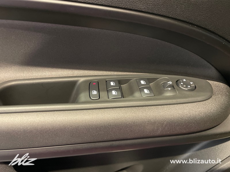 Alfa romeo Junior 1.2 ibrida speciale 145cv edct6