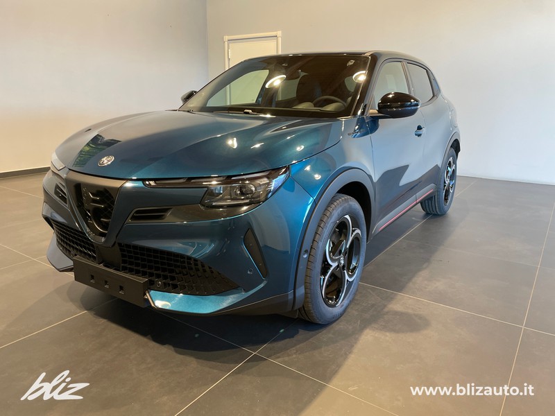 Alfa romeo Junior 1.2 ibrida speciale 136cv edct6