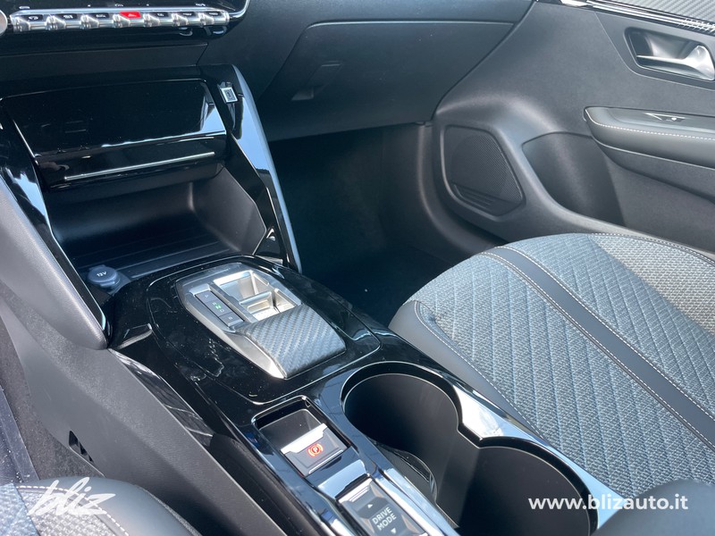 Peugeot e-208 50 kwh allure