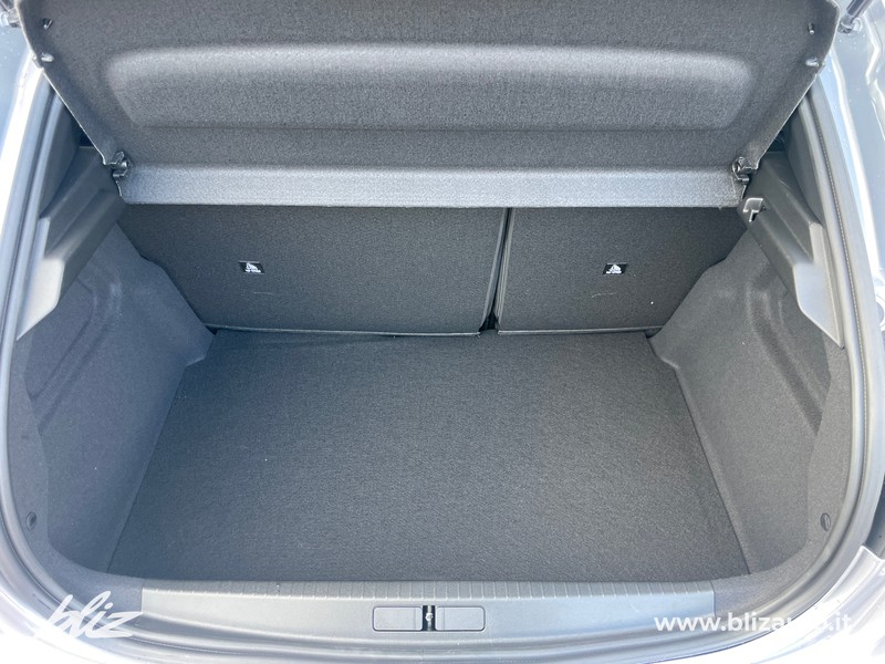 Peugeot e-208 50 kwh allure