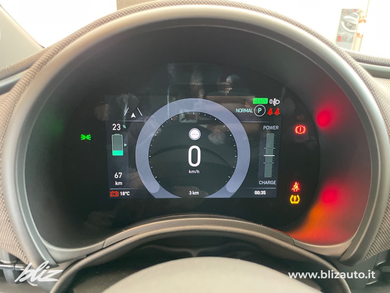 Fiat 500 500e 42 kwh giorgio armani