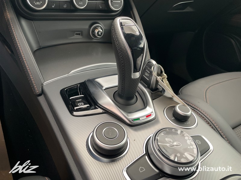 Alfa romeo Stelvio 2.2 t intensa q4 210cv auto