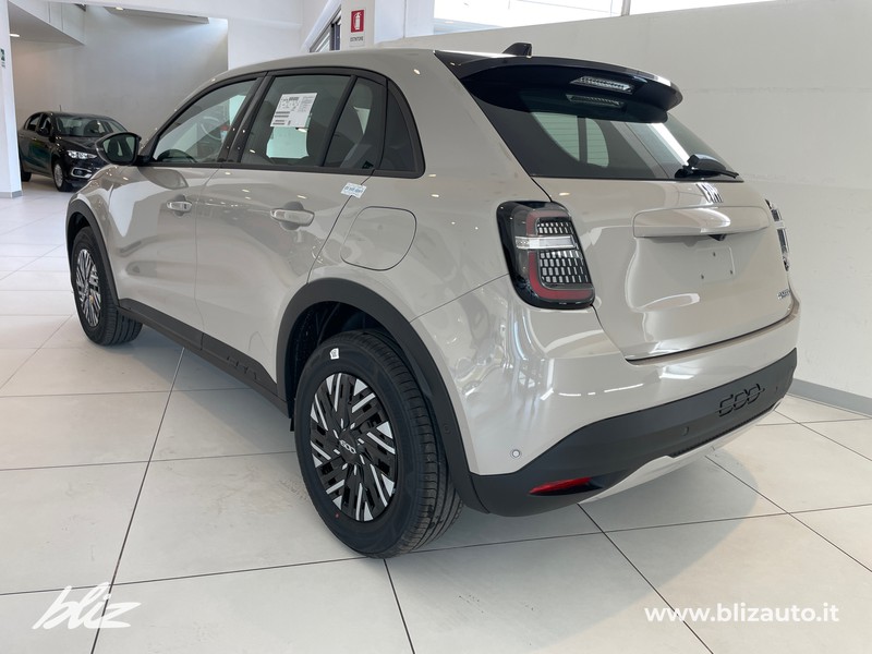 Fiat 600 1.2 hybrid 100cv auto