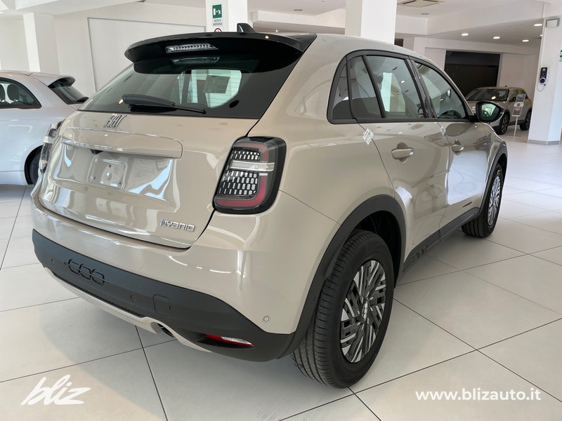 Fiat 600 1.2 hybrid 100cv auto