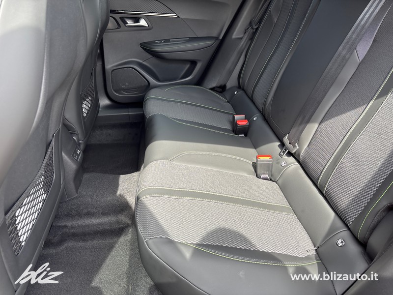 Peugeot 2008 1.2 hybrid gt 136cv e-dcs6