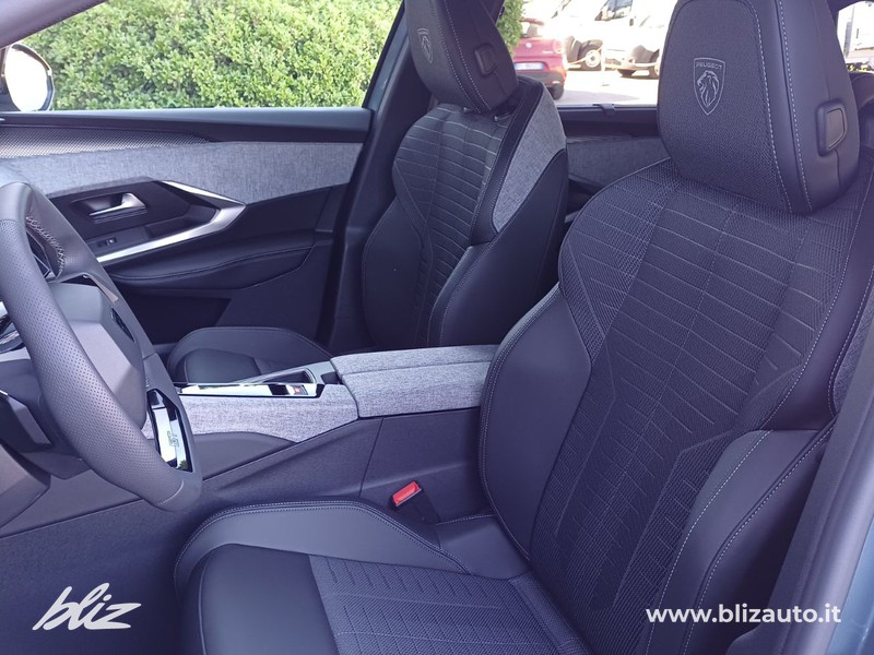 Peugeot 5008 1.2 hybrid gt 145cv e-dcs6