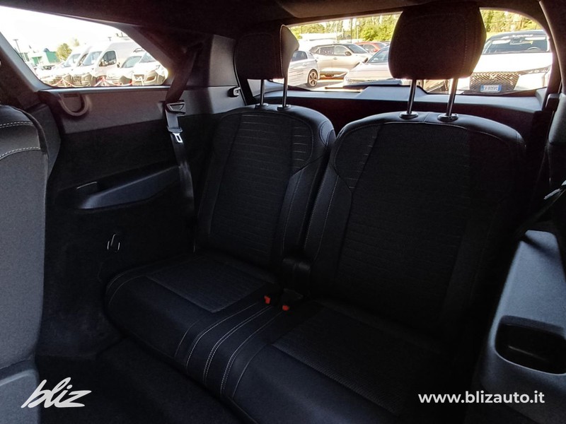 Peugeot 5008 1.2 hybrid gt 145cv e-dcs6