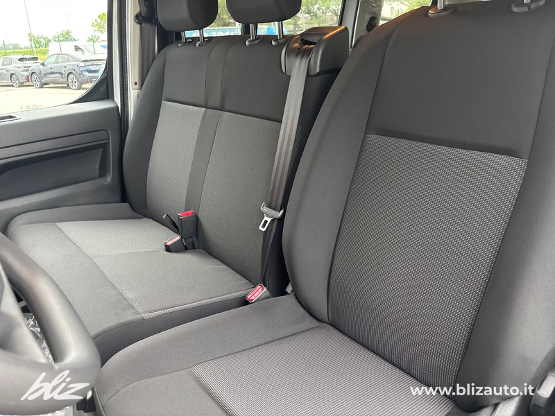 Peugeot Expert combi m1 std 2.0 bluehdi 180cv eat8