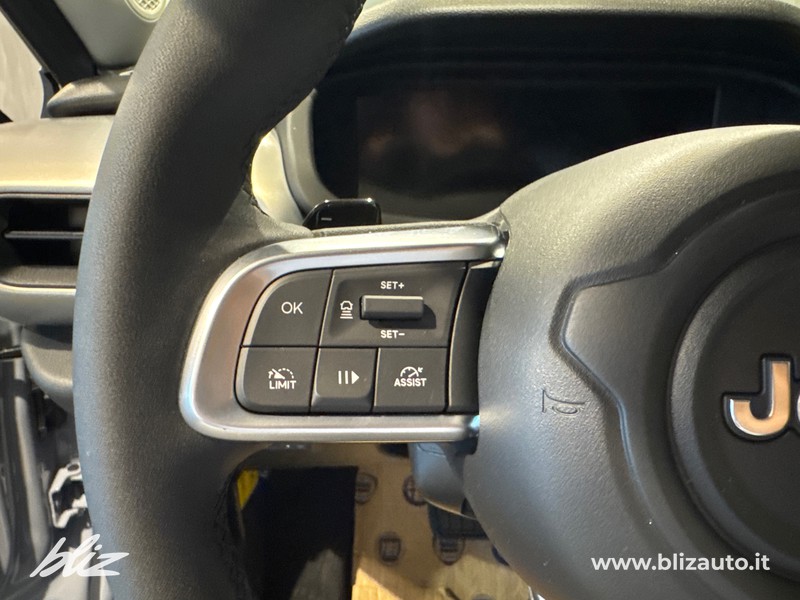 Jeep Avenger 1.2 turbo e-hybrid mhev summit fwd 110cv edct6