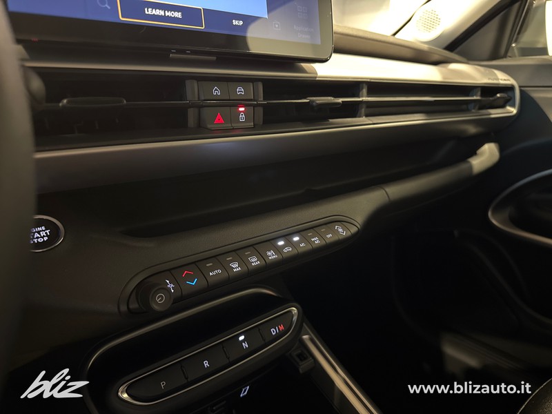 Jeep Avenger 1.2 turbo e-hybrid mhev summit fwd 110cv edct6