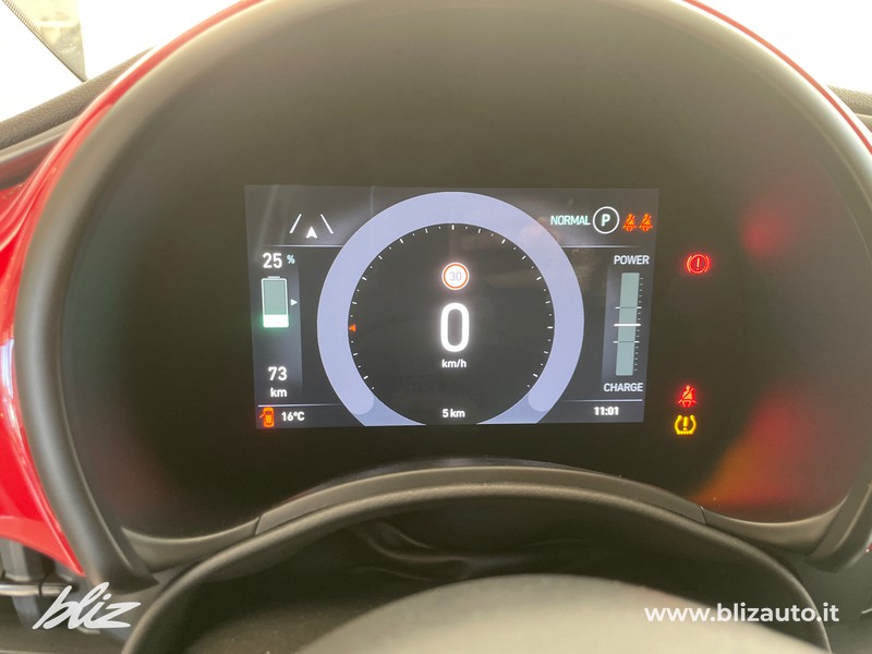 Fiat 500 500e 42 kwh entry pack tech