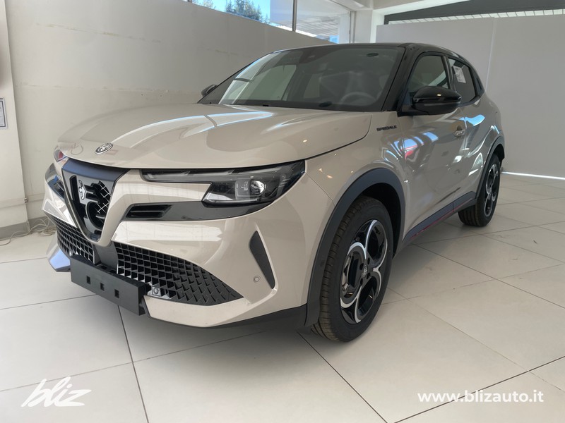 Alfa romeo Junior 1.2 ibrida speciale 145cv edct6