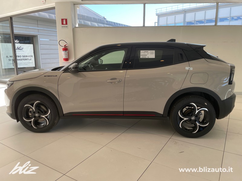 Alfa romeo Junior 1.2 ibrida speciale 145cv edct6