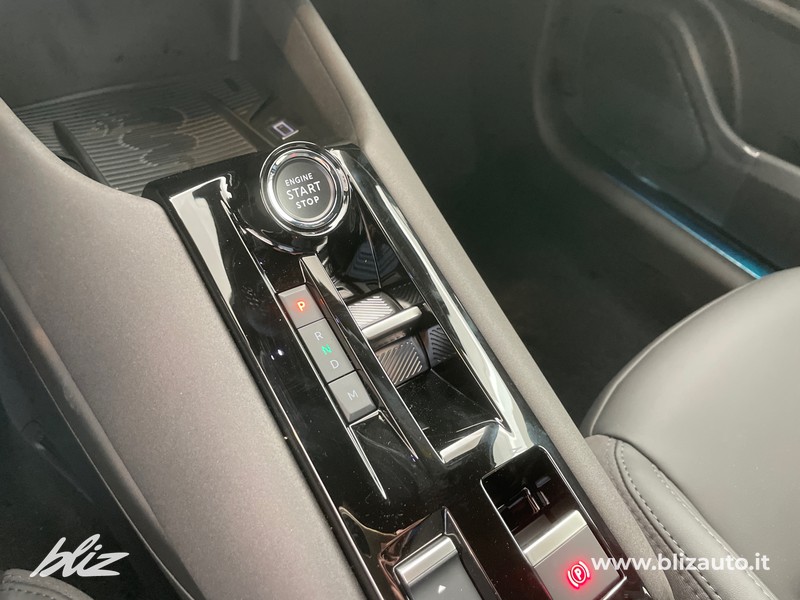 Alfa romeo Junior 1.2 ibrida speciale 145cv edct6