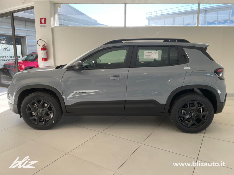 Jeep Avenger 1.2 turbo e-hybrid mhev upland 4xe 145cv edct6