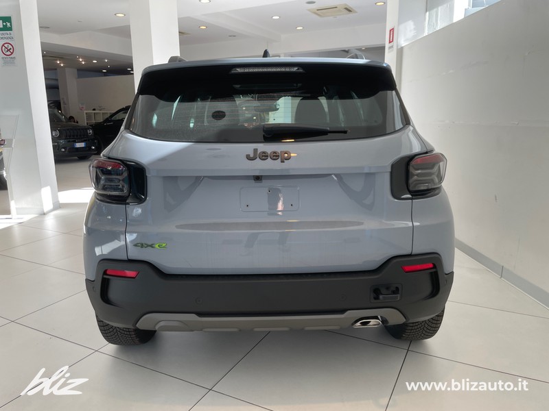 Jeep Avenger 1.2 turbo e-hybrid mhev upland 4xe 145cv edct6