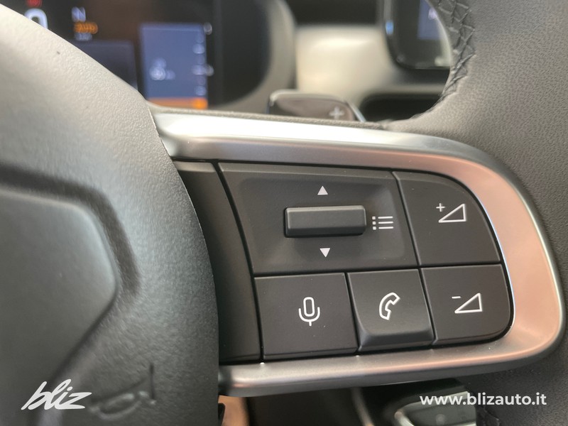 Jeep Avenger 1.2 turbo e-hybrid mhev upland 4xe 145cv edct6