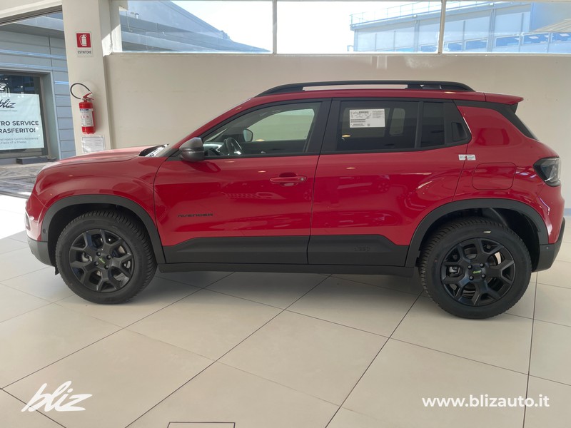 Jeep Avenger 1.2 turbo e-hybrid mhev overland 4xe 145cv edct6