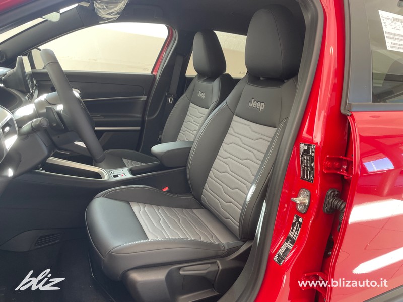 Jeep Avenger 1.2 turbo e-hybrid mhev overland 4xe 145cv edct6