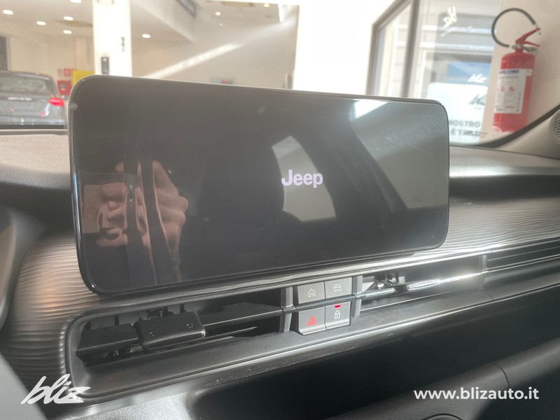 Jeep Avenger 1.2 turbo e-hybrid mhev longitude fwd 110cv edct6