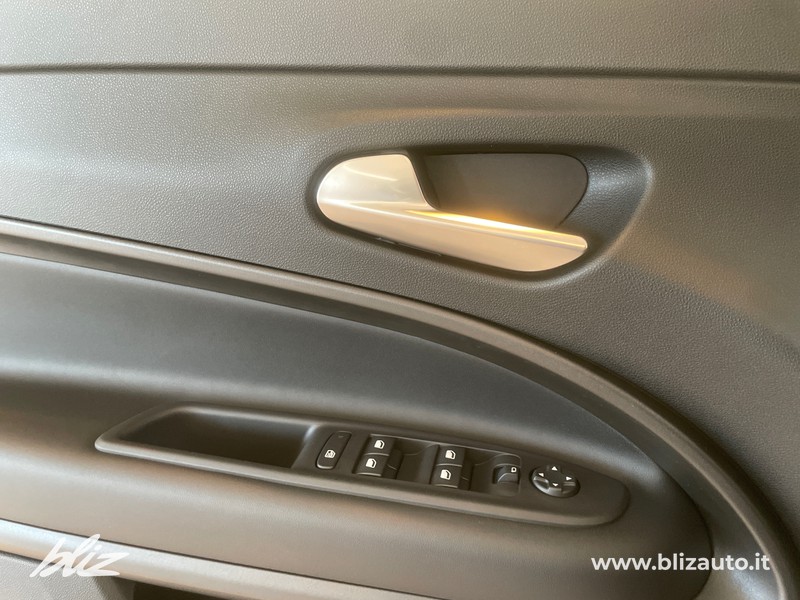 Jeep Avenger 1.2 turbo altitude fwd 100cv