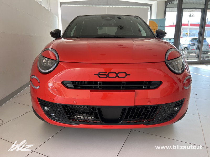 Fiat 600 1.2 hybrid sport edizione milano cortina 2026 110cv auto
