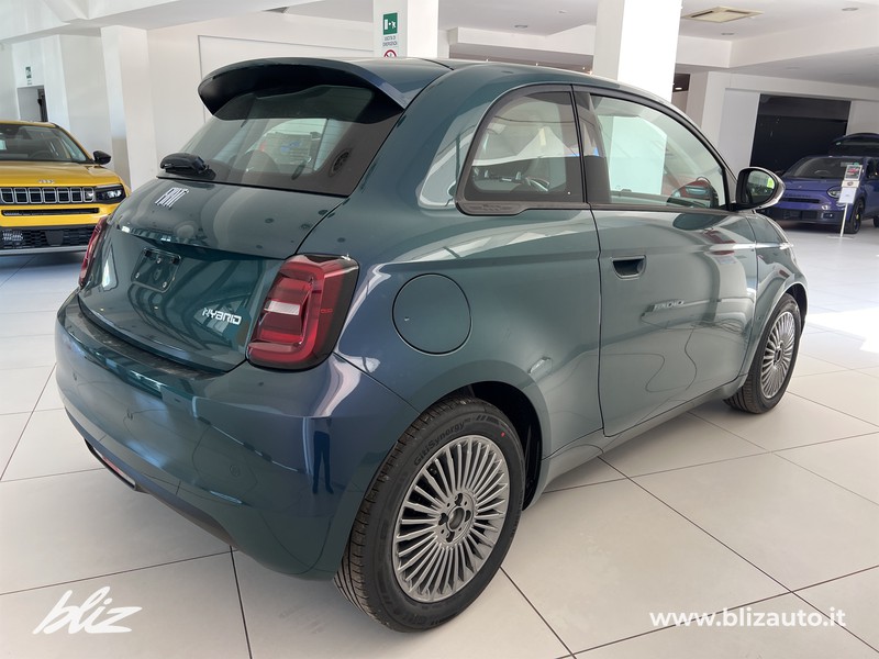 Fiat 500 1.0 hybrid icon