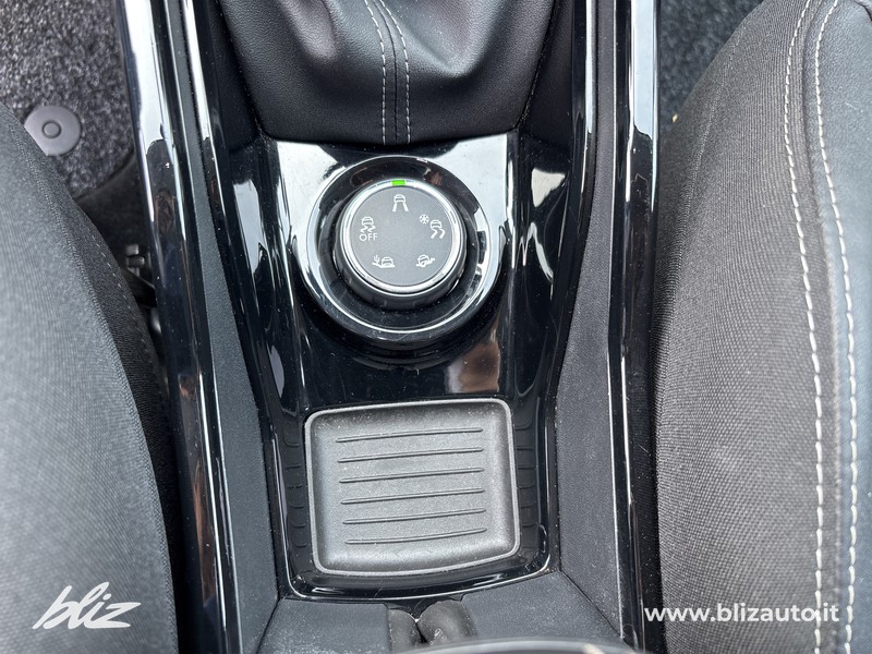 Peugeot 2008 1.2 puretech t allure s&s 130cv my18