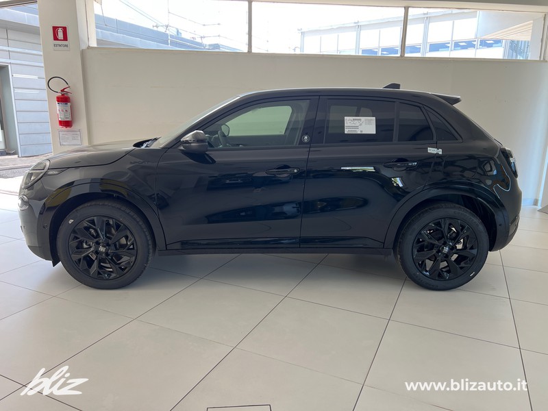 Fiat 600 1.2 hybrid sport edizione milano cortina 2026 145cv auto