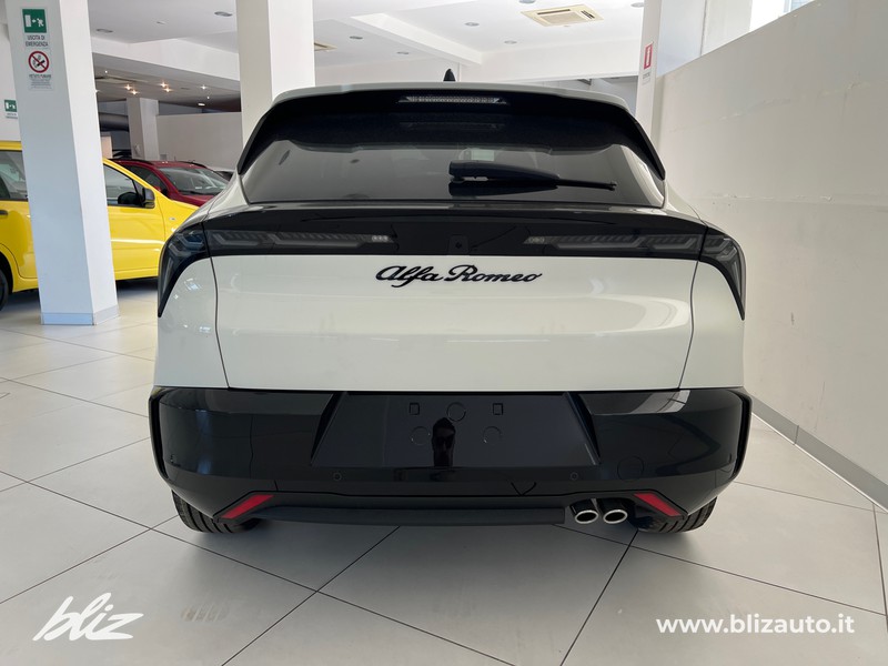 Alfa romeo Junior 1.2 ibrida ti 145cv edct6