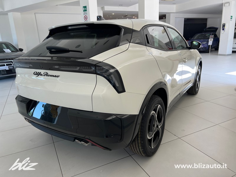 Alfa romeo Junior 1.2 ibrida ti 145cv edct6