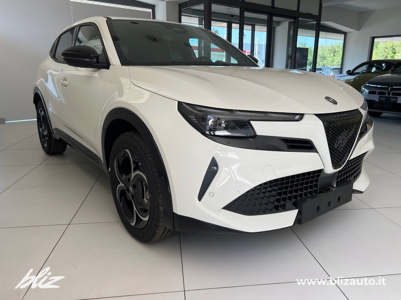 Alfa romeo Junior 1.2 ibrida ti 145cv edct6